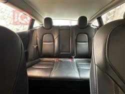 تسلا موديل 3